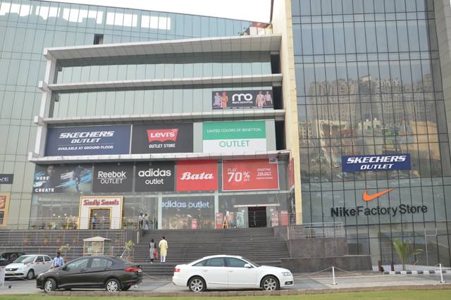 Cosmo Mall Zirakpur | Shopping Malls in 